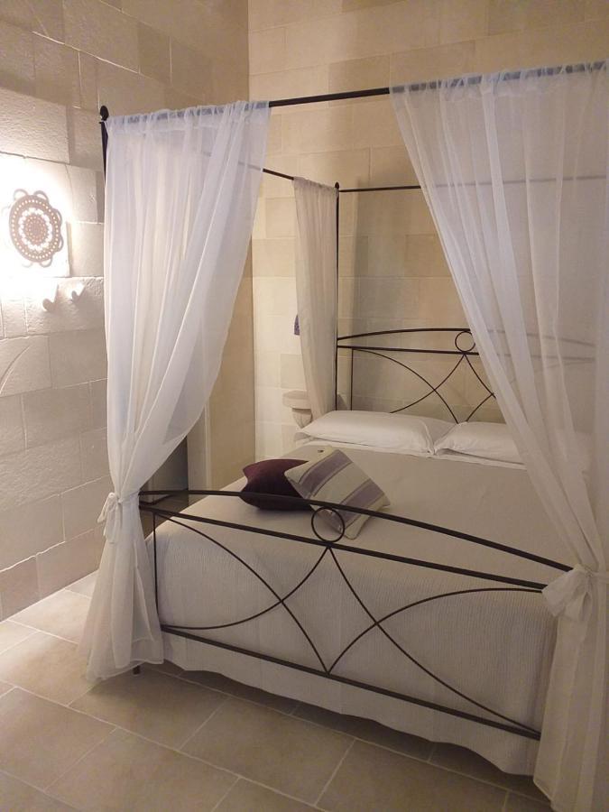 Dimora Assuntina Martano Bed & Breakfast Ngoại thất bức ảnh