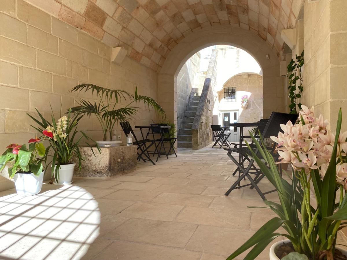 Dimora Assuntina Martano Bed & Breakfast Ngoại thất bức ảnh